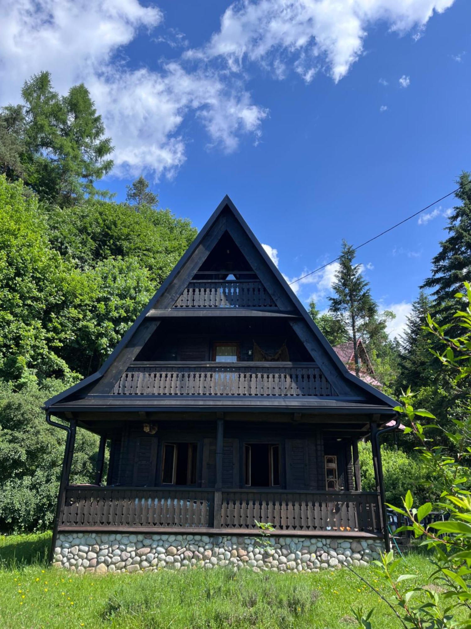 Drewniany Domek Bb Nad Rzeka Powrożnik Esterno foto
